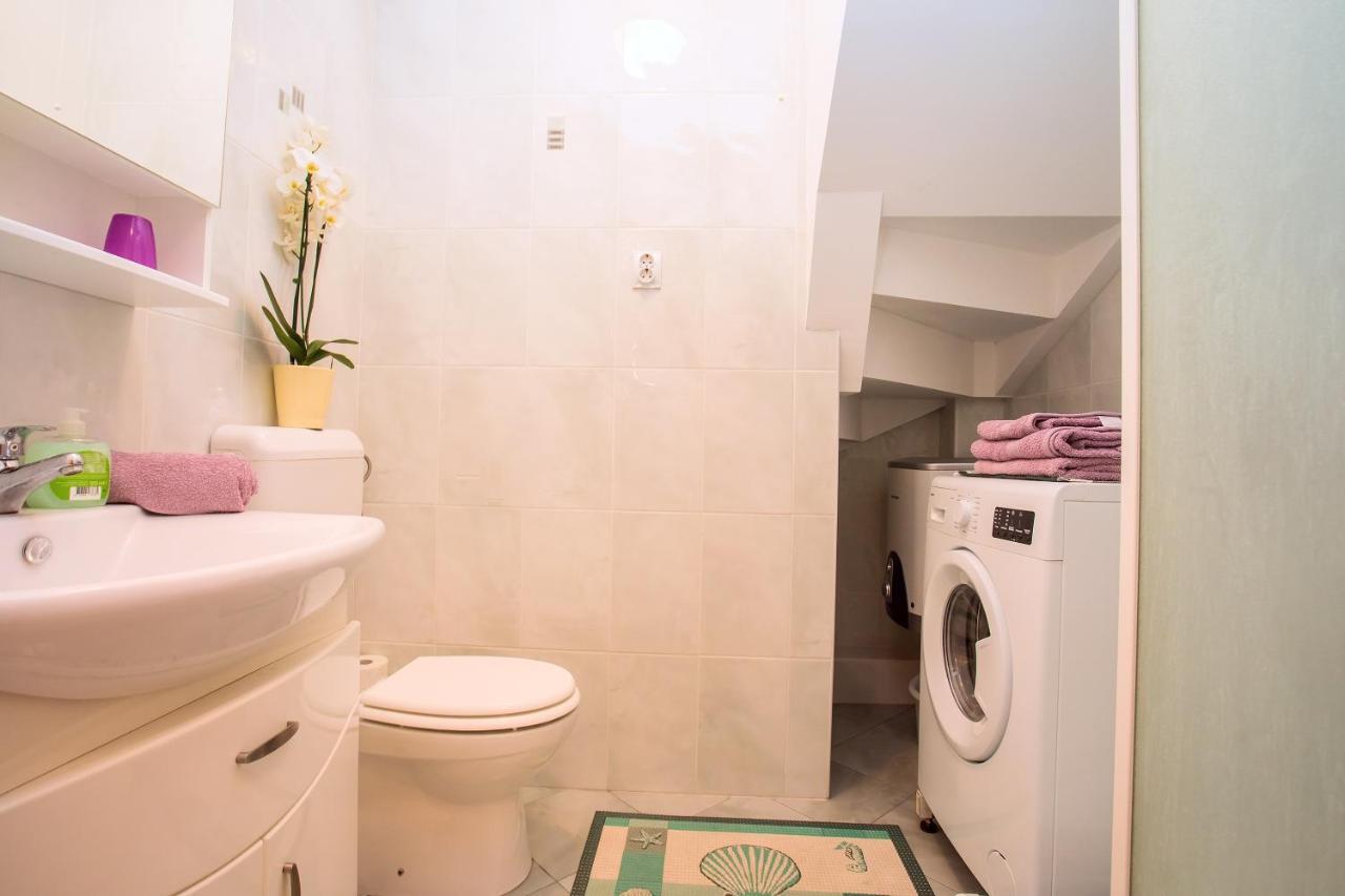 Apartmani Ribnjak Seka Omis Exterior photo